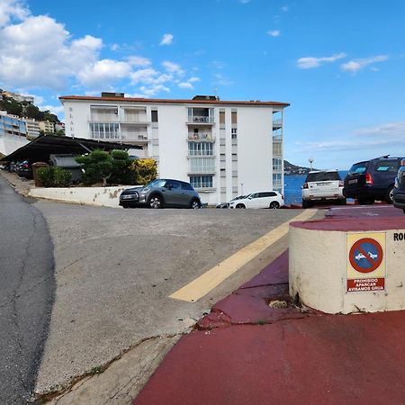 Apartamento Les Pieds Dans L'Eau, La Tete Dans Les Nuages, Rosas Exterior foto
